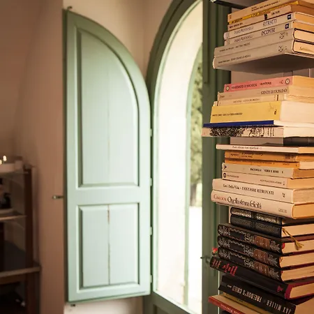 فندق مبيت وإفطار La Casa Del Poeta - Pergusa 4*