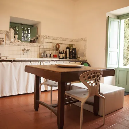 فندق مبيت وإفطار La Casa Del Poeta - Pergusa إينّا