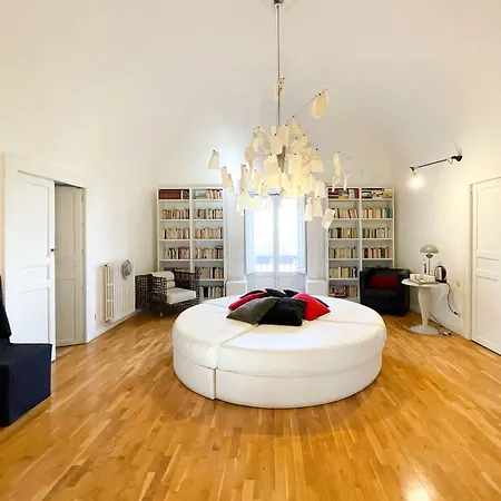 فندق مبيت وإفطار La Casa Del Poeta - Pergusa